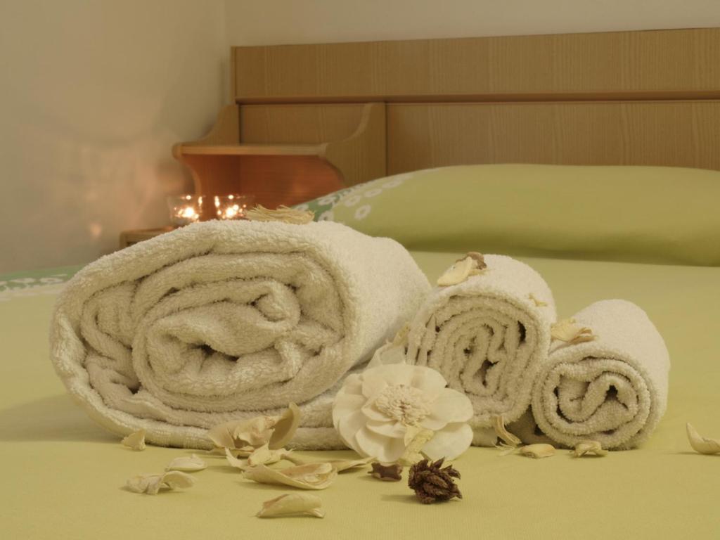 Hotel Sahib Cattolica Oda fotoğraf
